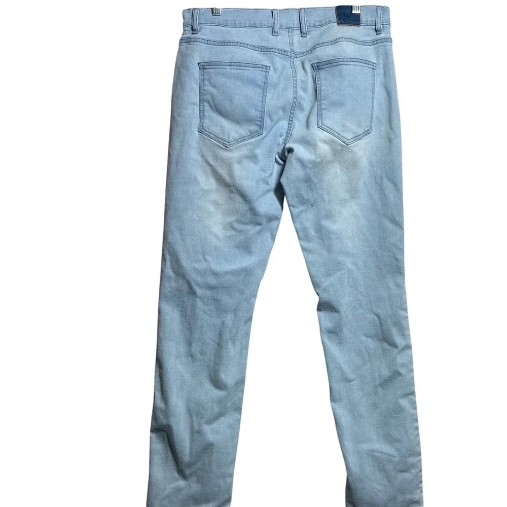 Mugsy Jeans Grands Light Wash Slim Fit Stretch Denim FLX4NSL 33x32 Mens Blue